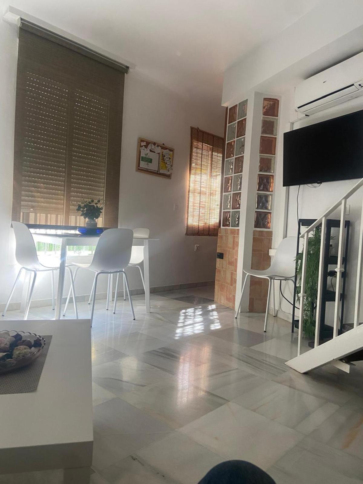 Duplex With Terrace Santa Rufina Apartman Sevilla Kültér fotó